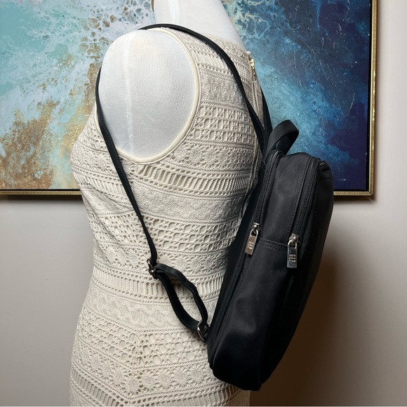 Vintage Y2K GAP Nylon Backpack - Picture 3 of 12